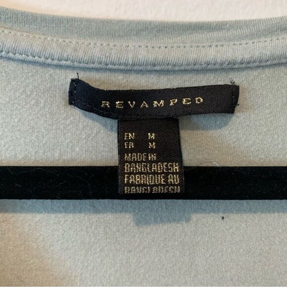 Revamped Sage Green V-Neck T-Shirt Size Medium - Picture 5 of 5